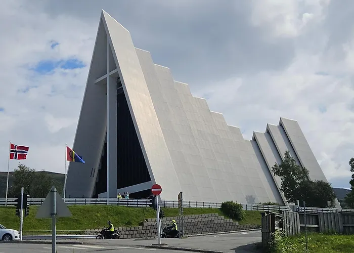 Lovehaugen * Tromsdalen